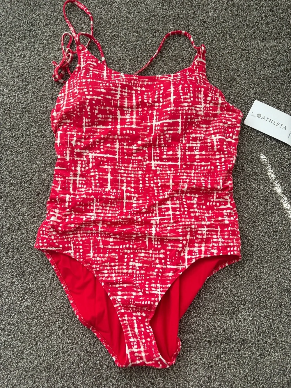 Athleta KEYHOLE ONE PIECE SWIMSUIT